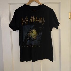 Def Leppard Pyromania Graphic Tee - Black Short Sleeve